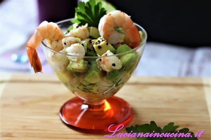 Insalata di gamberi e avocado