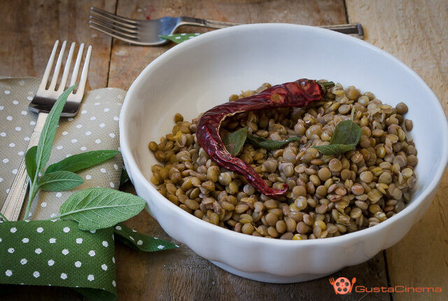 Insalata di lenticchie alla salvia