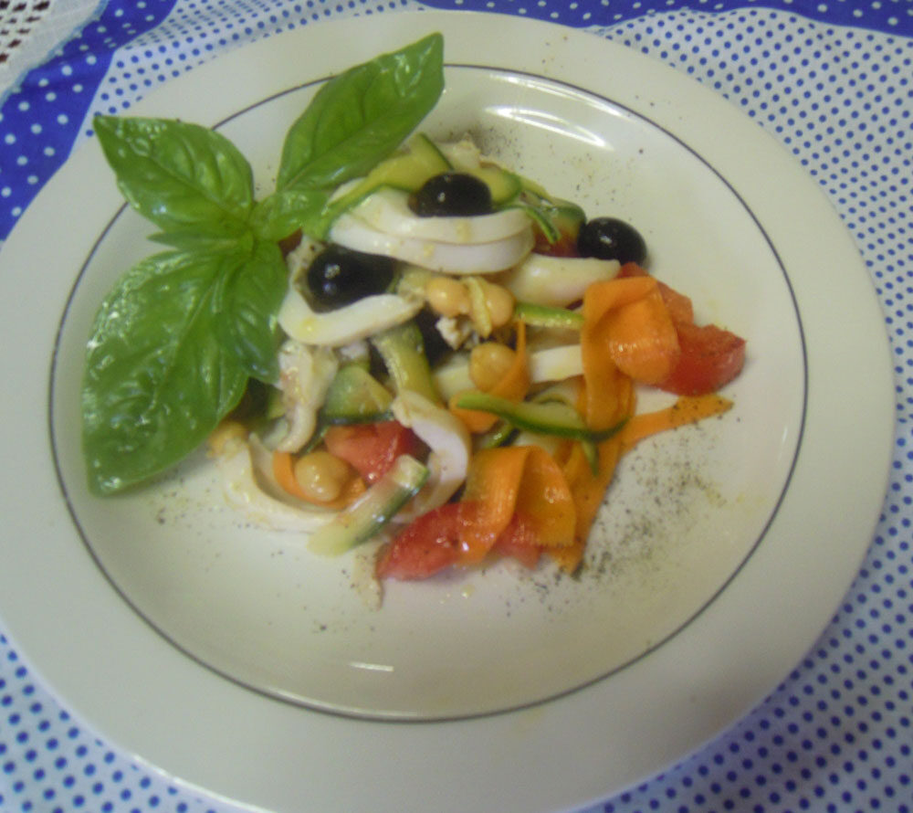 Insalata di mare e terra