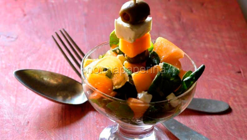 Insalata di melone e songino: tanta freschezza