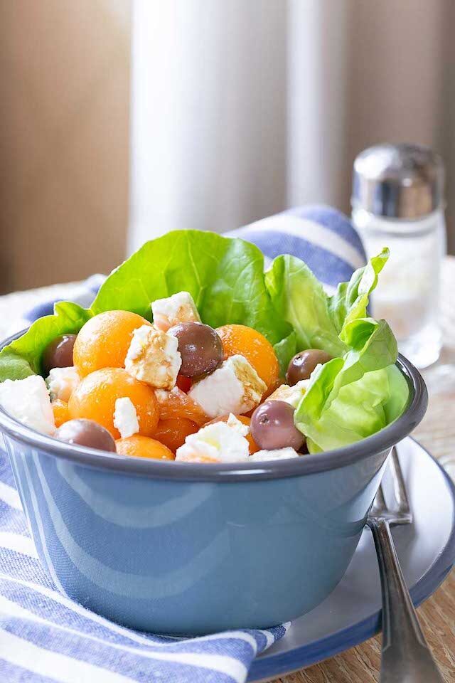 Insalata di melone feta e olive