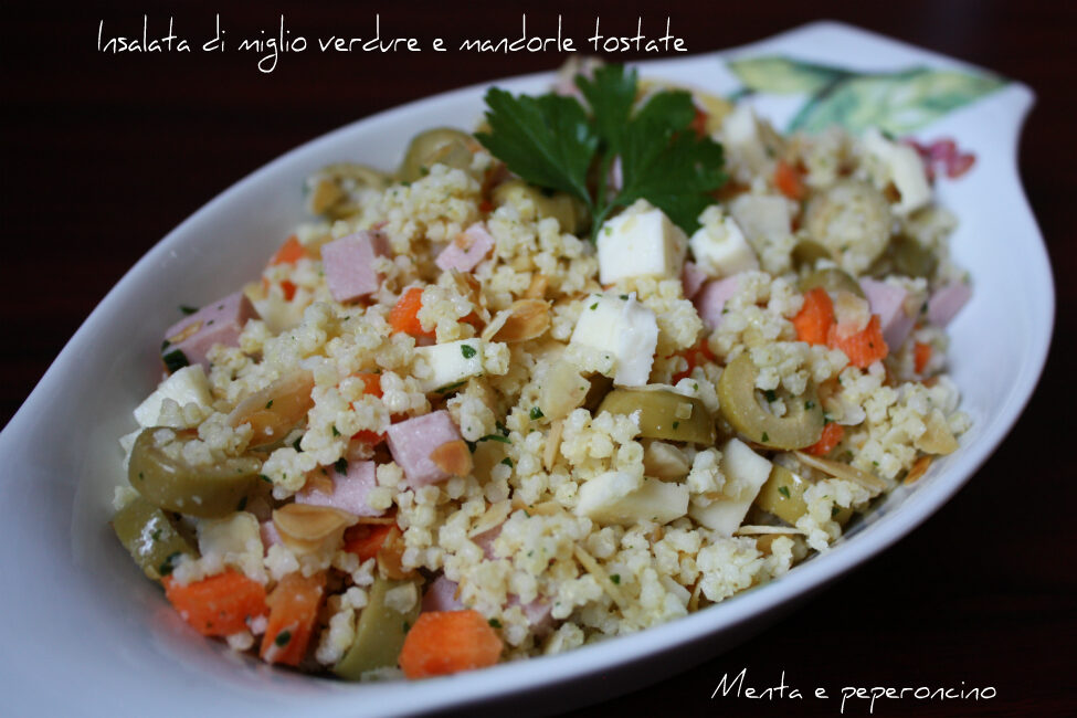 Insalata di miglio verdure e mandorle tostate