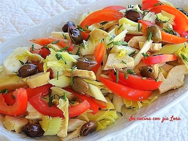 Insalata di pollo con verdure