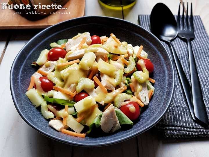 Insalata di pollo lessato