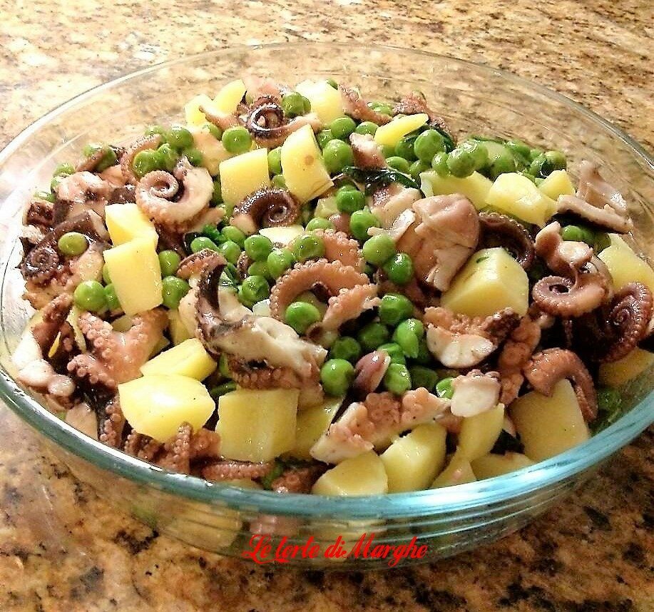 Insalata di polpo con piselli e patate
