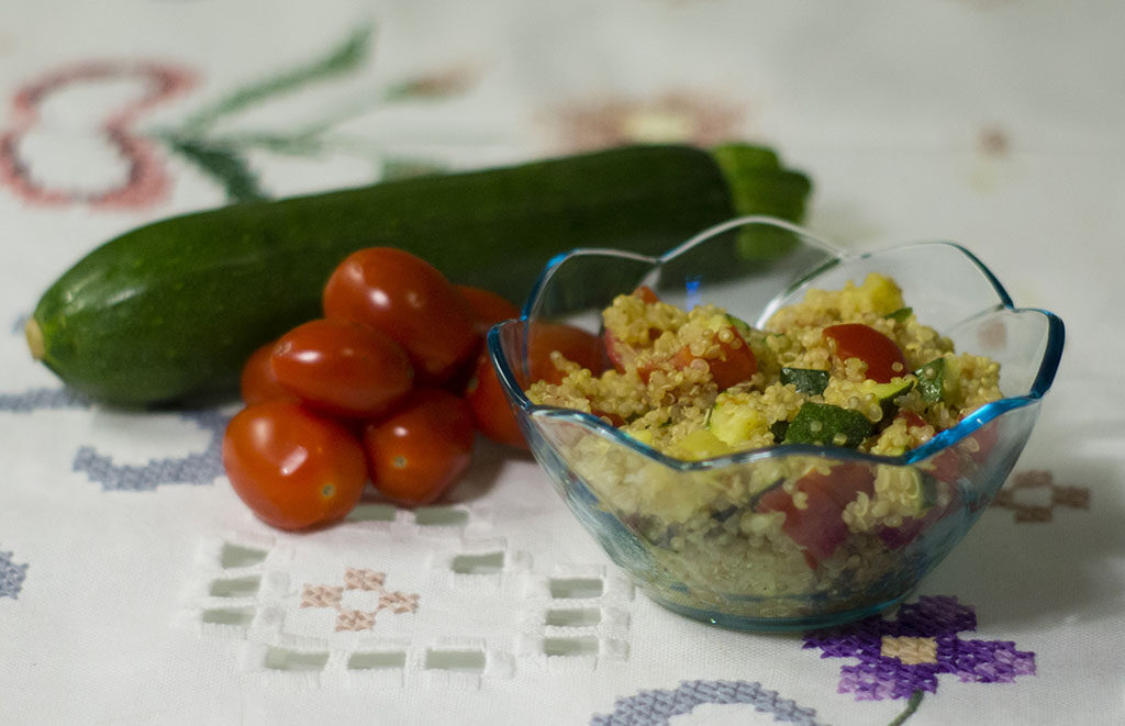 Insalata di quinoa con verdure – ricetta senza glutine
