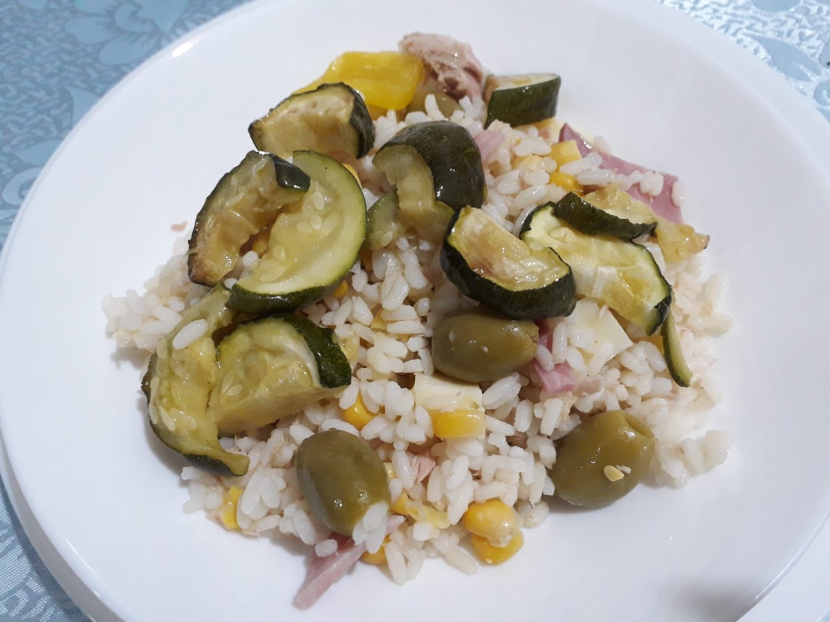 Insalata di riso con rivistazioni