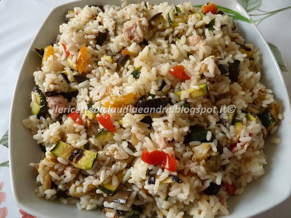 Insalata di riso con verdure grigliate
