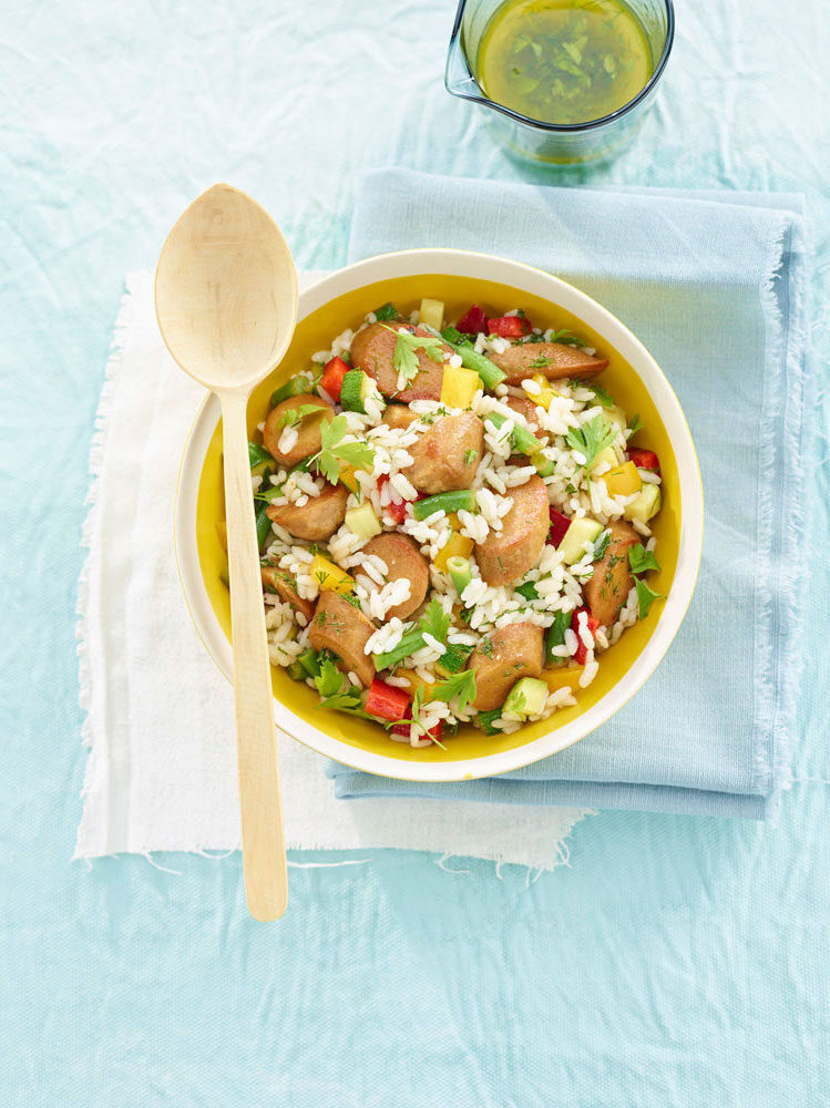 Insalata di riso con würstel di ceci