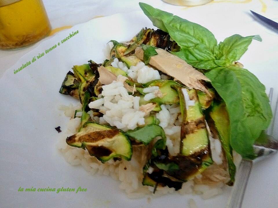 Insalata di riso zucchine e tonno