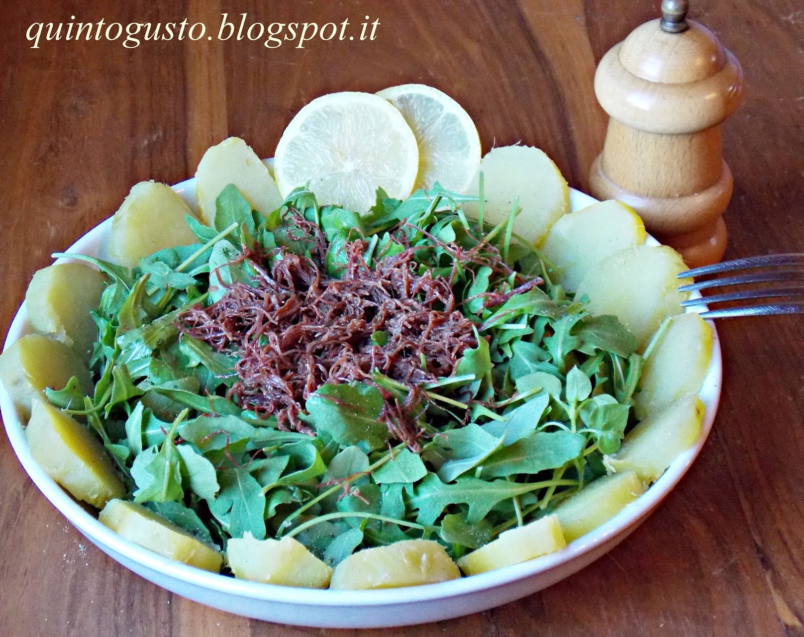 Insalata di sfilacci e rucola
