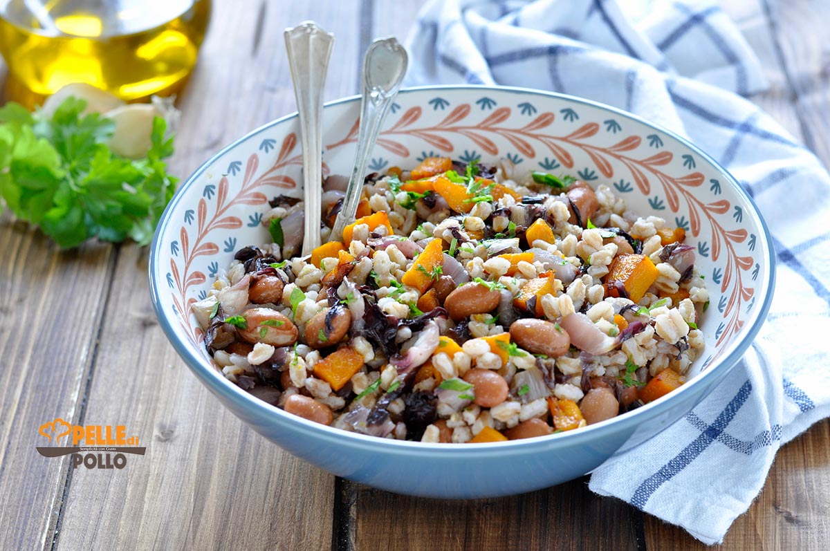 Insalata invernale di farro con radicchio e zucca