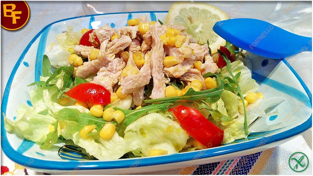 Insalata mista di pollo saporita