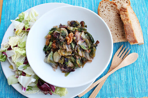 Insalata mista in padella