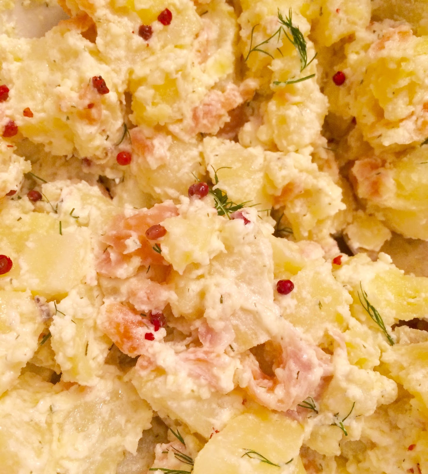 Insalata nordica di patate e salmone