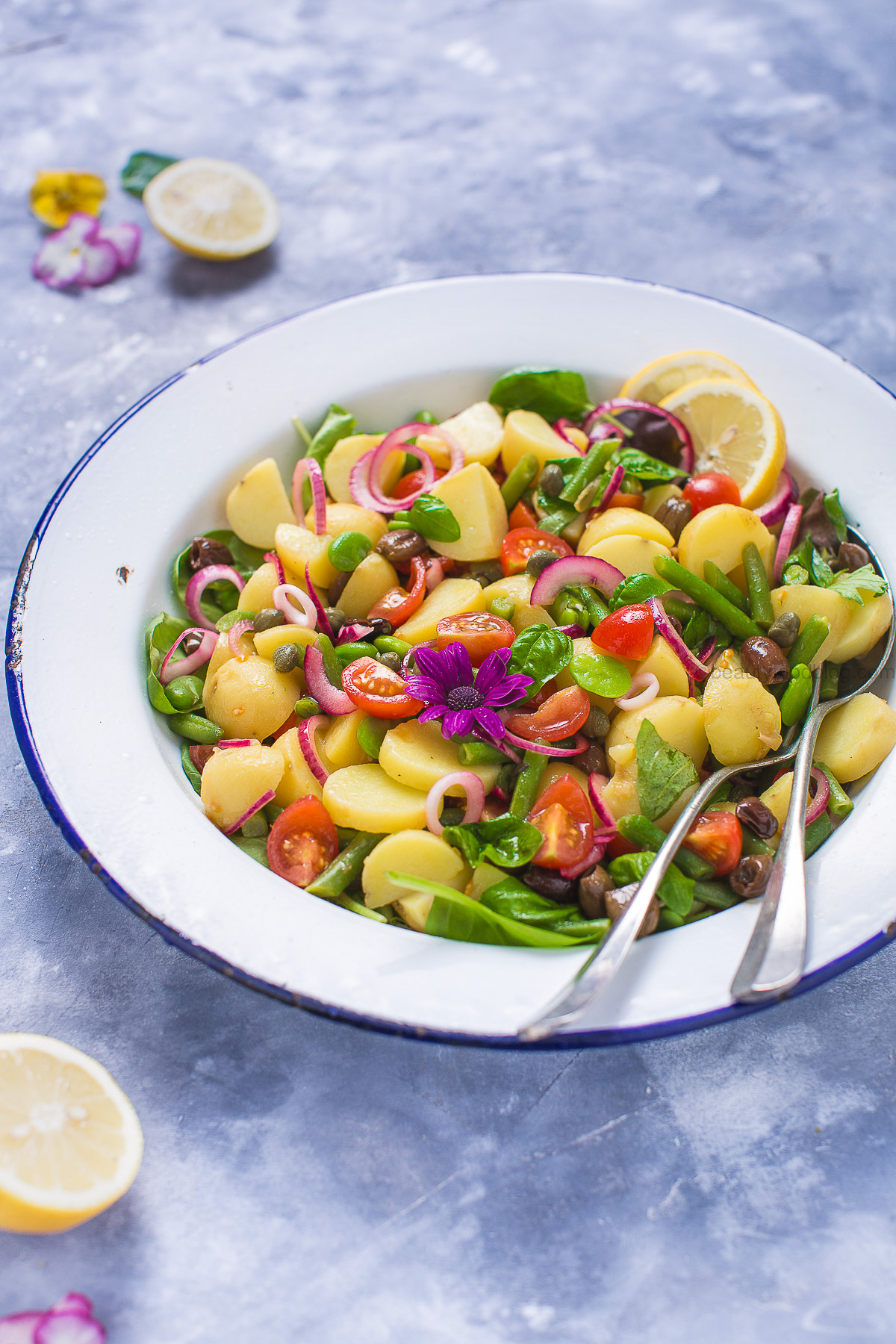Insalata pantesca con fagiolini e fave – insalata di patate mediterranea