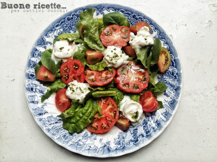 Insalata pomodori e stracciatella