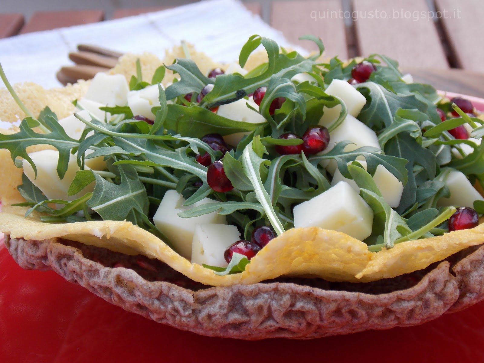Insalata rucola, asiago e melograno