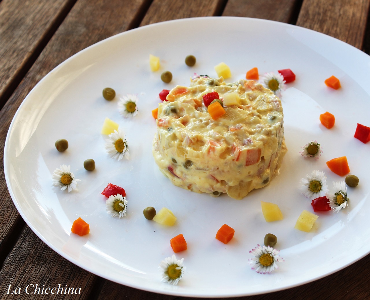 Insalata russa con il tonno
