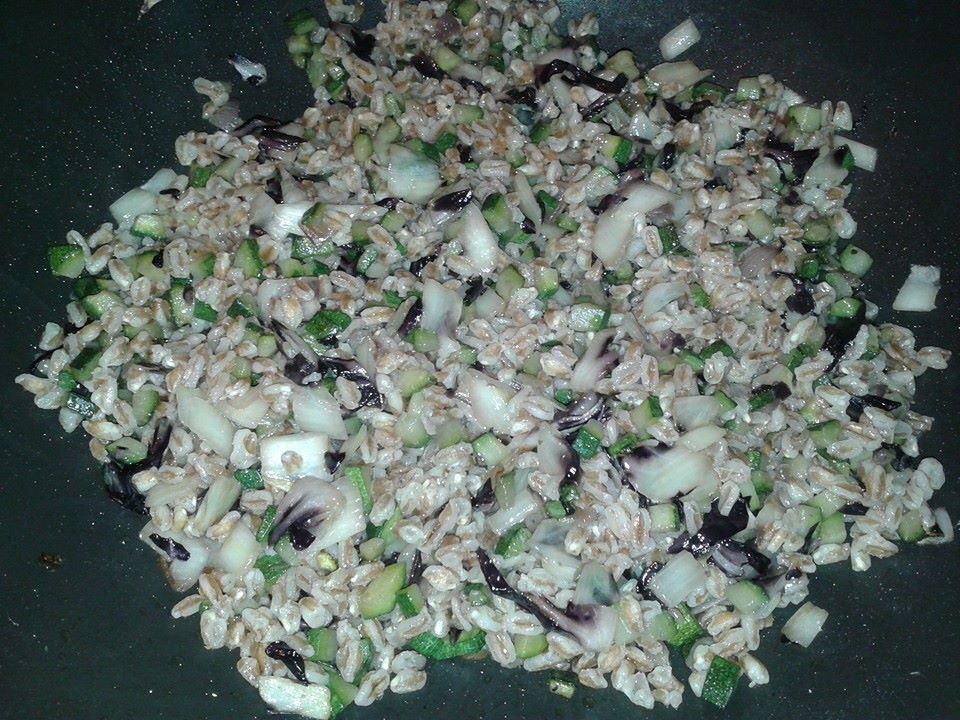Insalata tiepida di farro con verdure