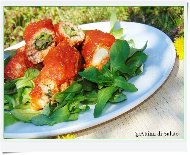 Involtini di carne al sugo