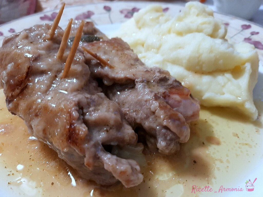 Involtini di carne in padella con purè
