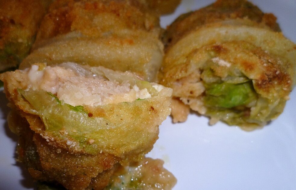 Involtini di lattuga con il baccala’