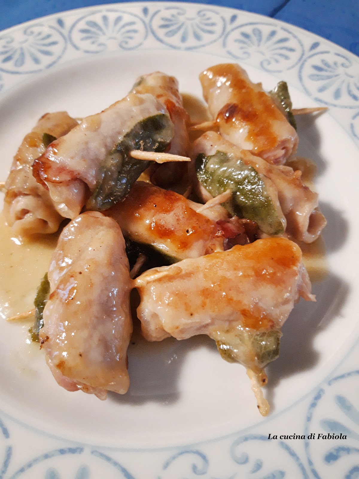 Involtini di lonza di suino in padella