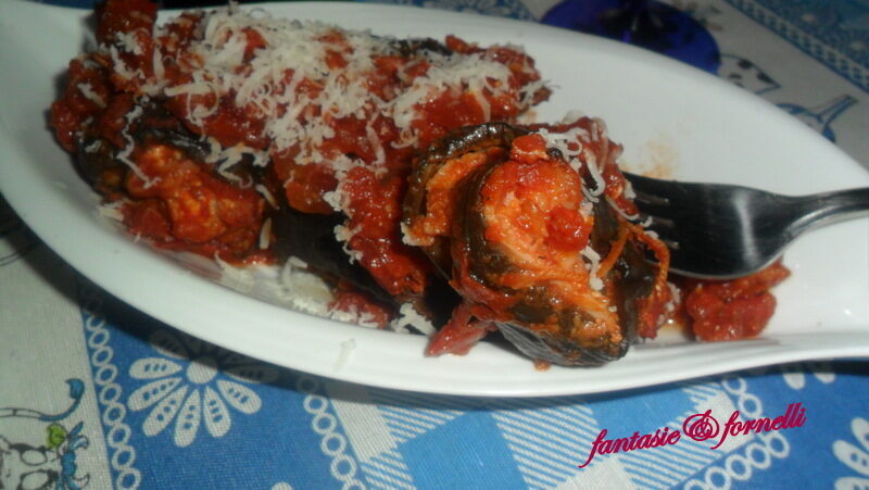 Involtini di melanzane ripiene