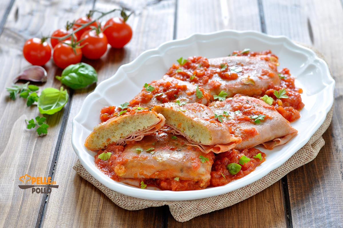 Involtini di mortadella ripieni al sugo