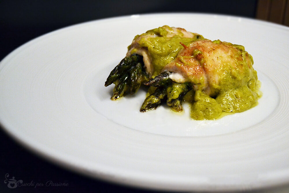 Involtini di pollo con asparagi