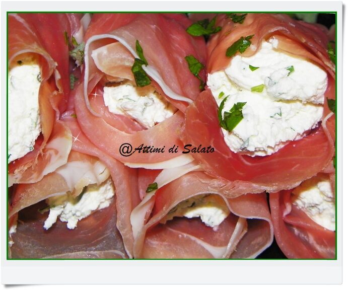 Involtini di prosciutto crudo e philadelphia