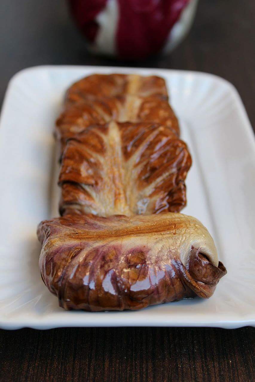 Involtini di radicchio ripieni con carne