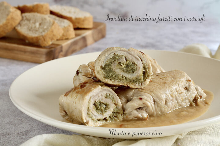Involtini di tacchino farciti con i carciofi