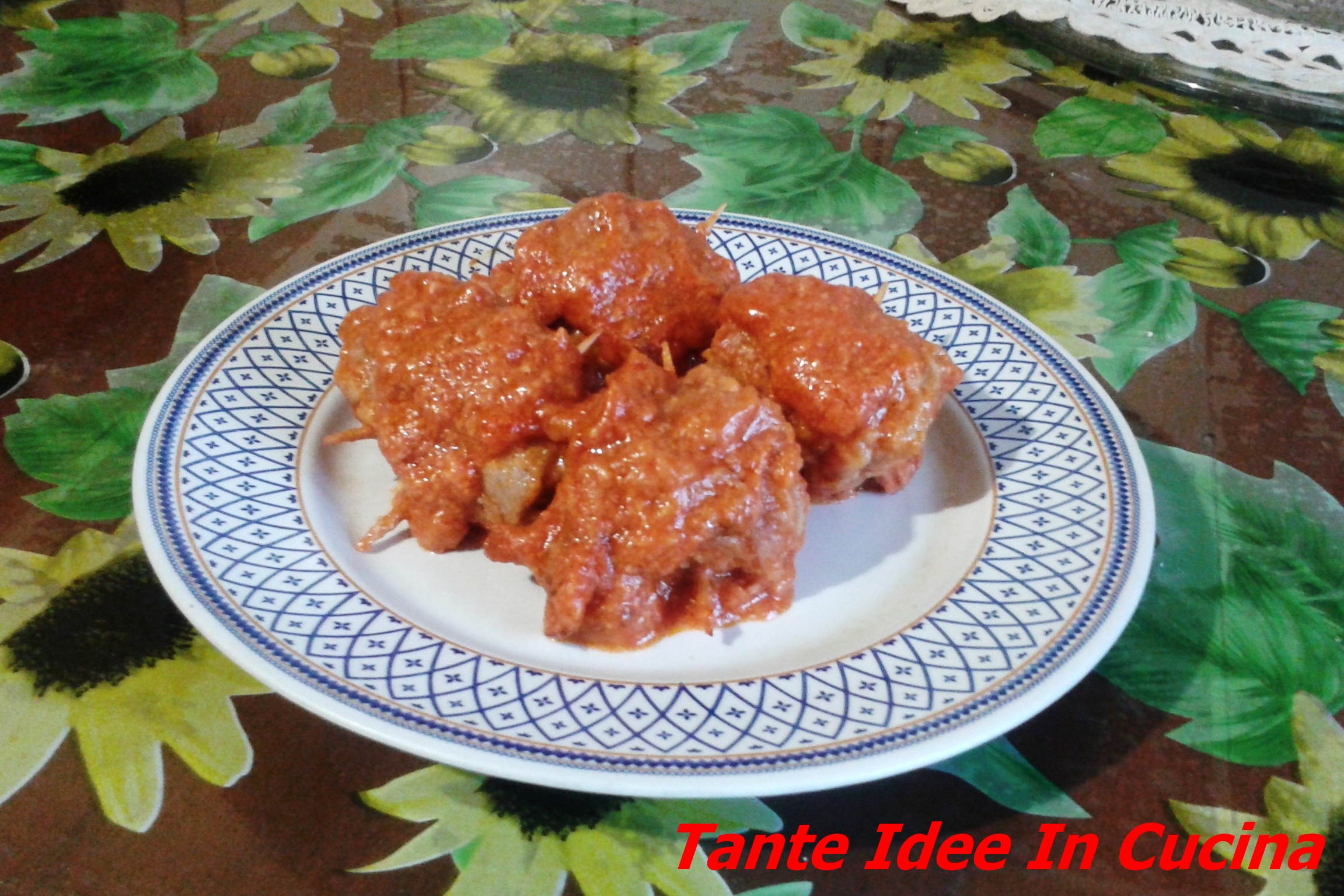 Involtini di vitello alla pizzaiola