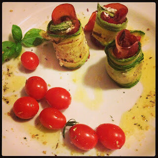 Involtini di zucchine, bresaola e philadelphia