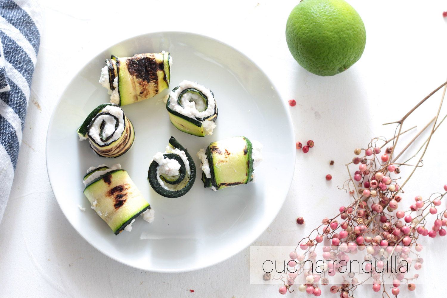 Involtini di zucchine con ricotta e lime