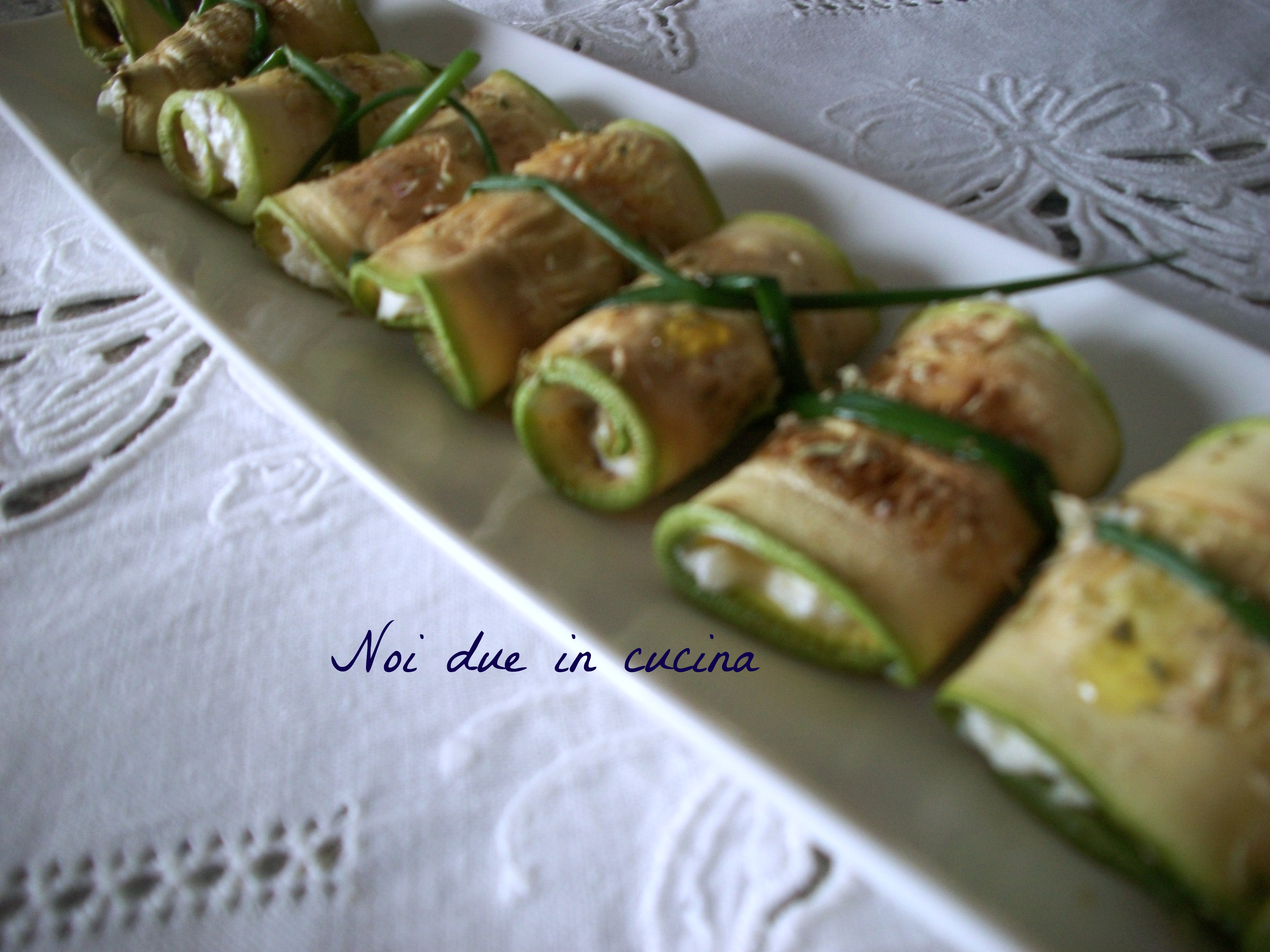 Involtini di zucchine e philadelphia