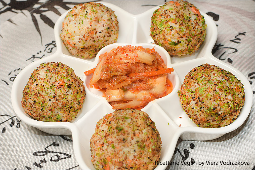 Jumeokbap coreano, vegano e a modo mio