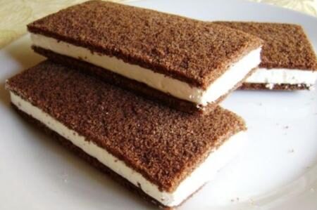 Kinder fetta al latte