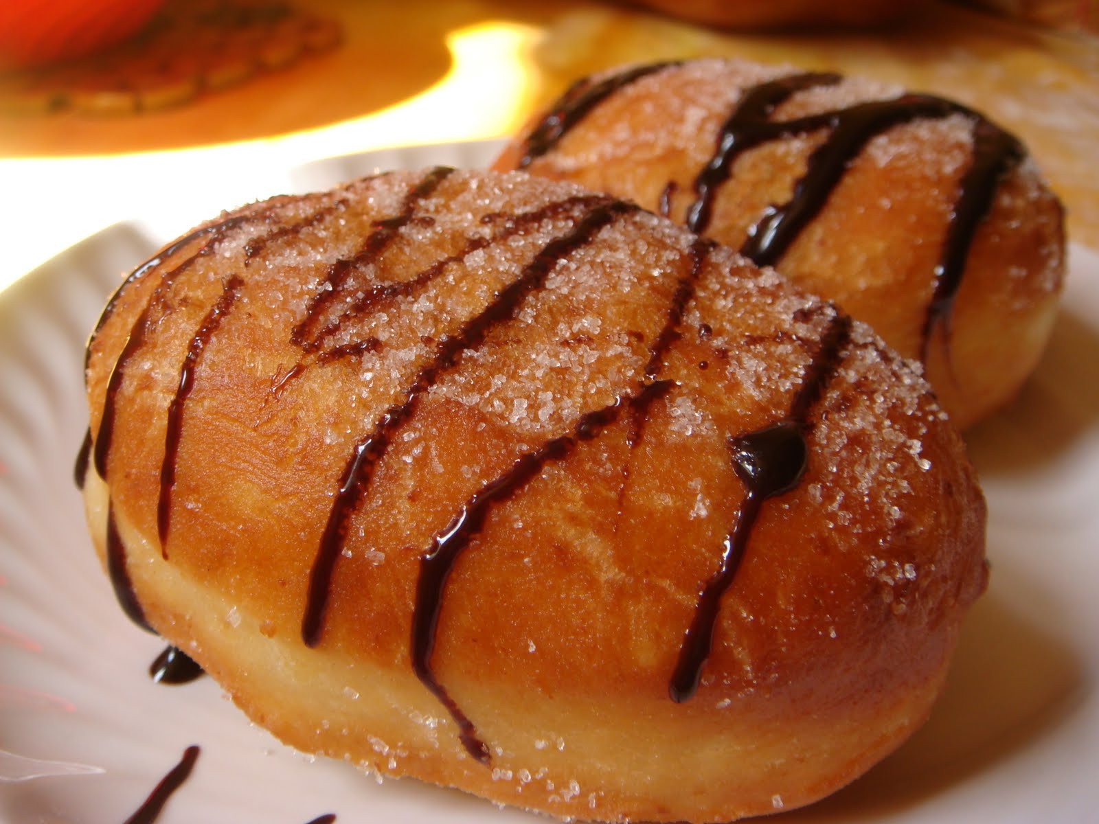 Krapfen al cioccolato o marmellata