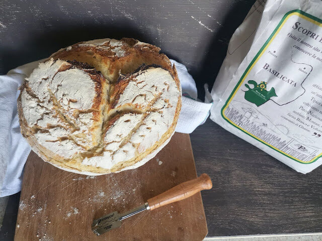 La carosella lucana e la ricetta del suo pane tradizionale