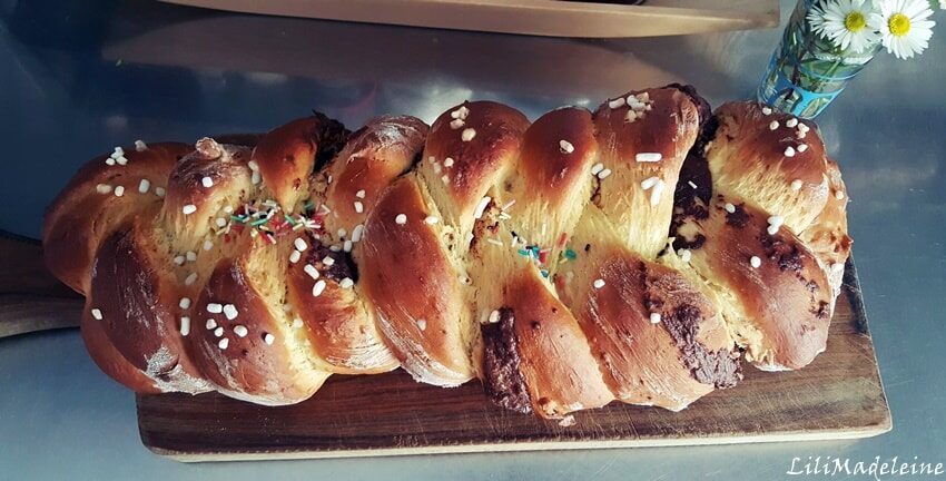 La merenda dei bambini (che piace anche alle mamme) è più bella con la trecciona di brioche dolce