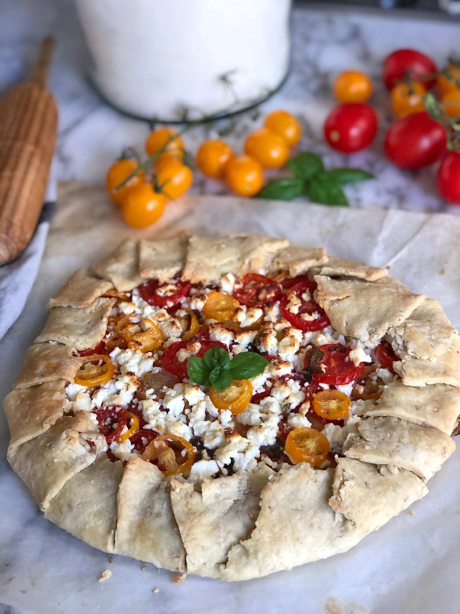 La mia galette integrale di pomodorini con crumble di feta