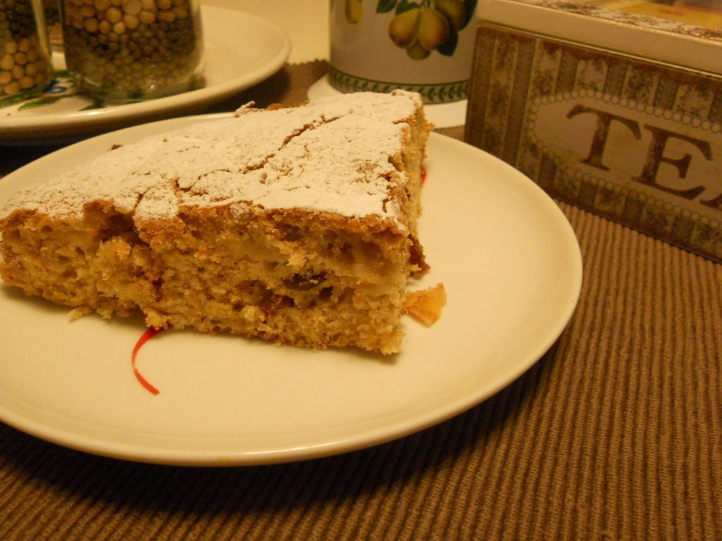 La torta veloce e light con le mele