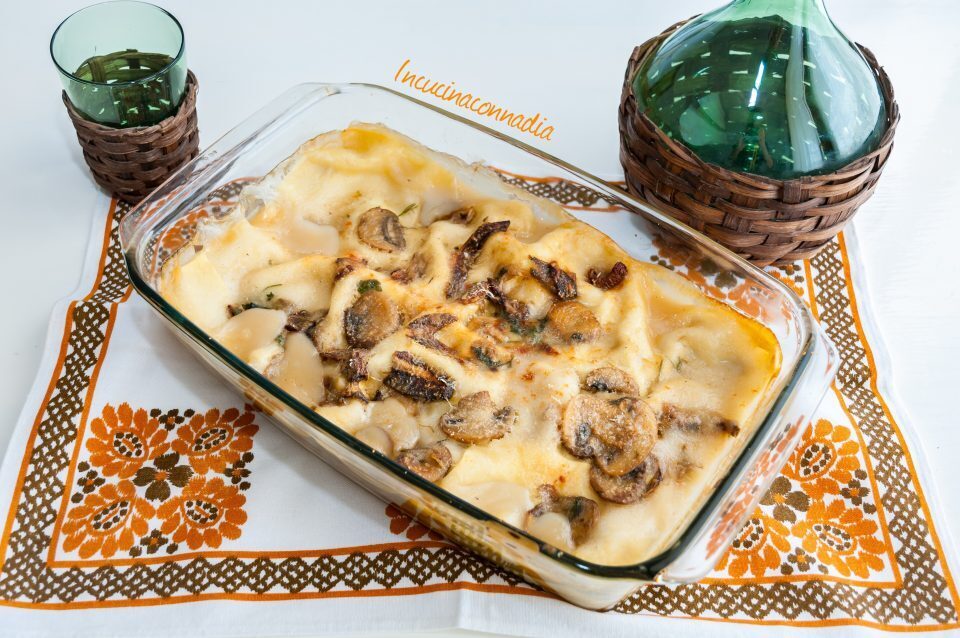 Lasagne ai funghi e prosciutto crudo