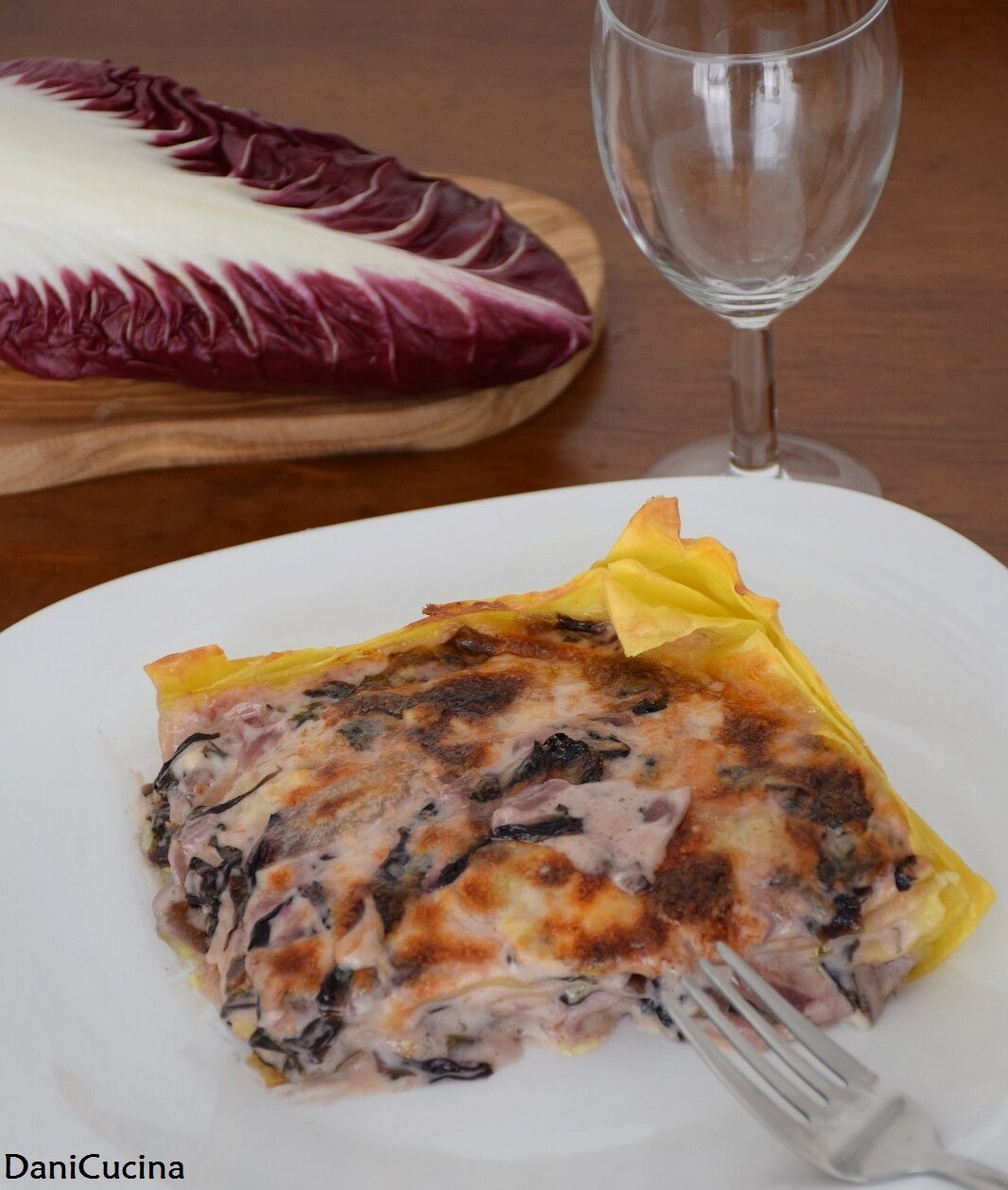 Lasagne al radicchio con speck e stracchino