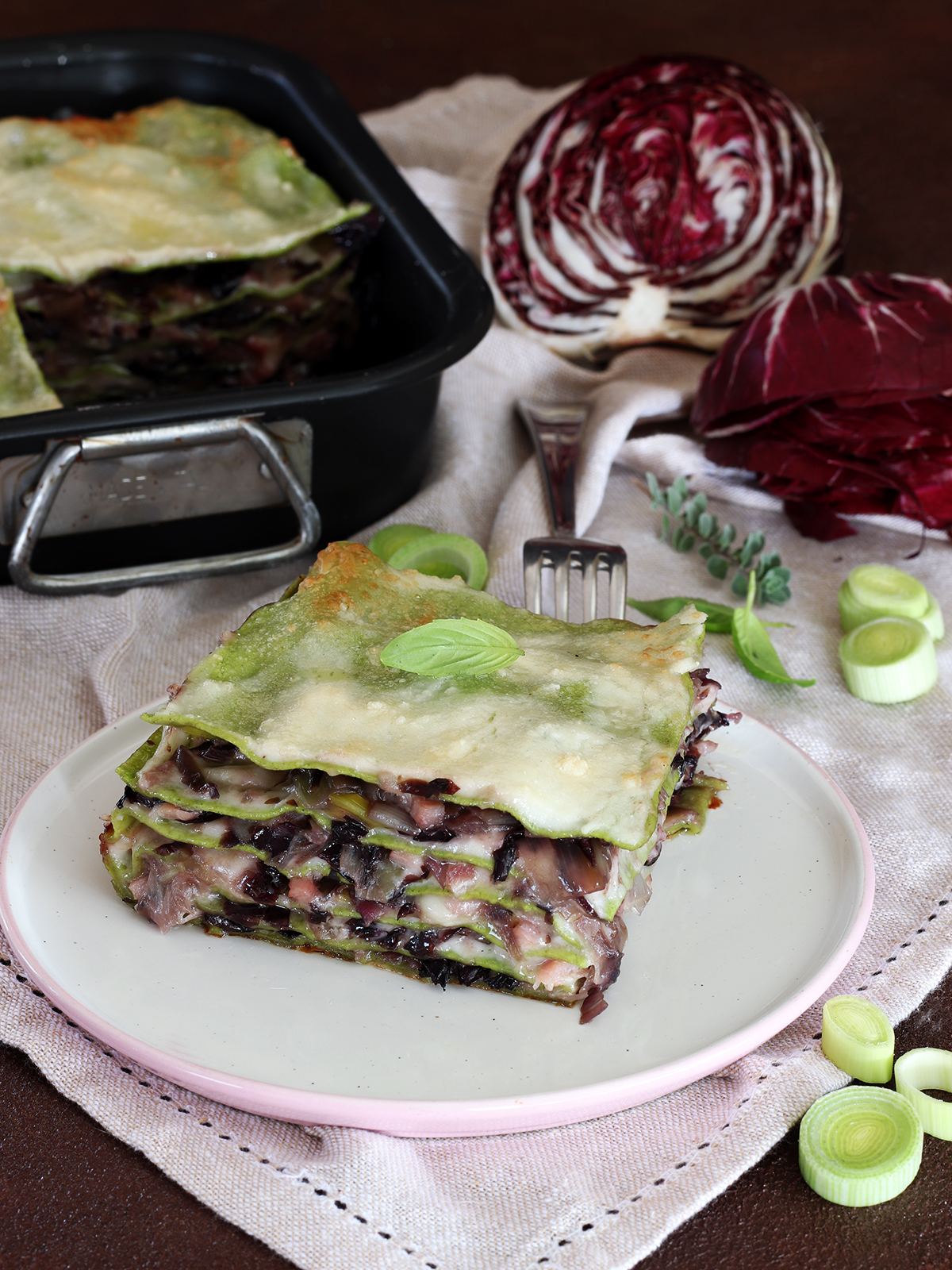 Lasagne con radicchio, speck e porri