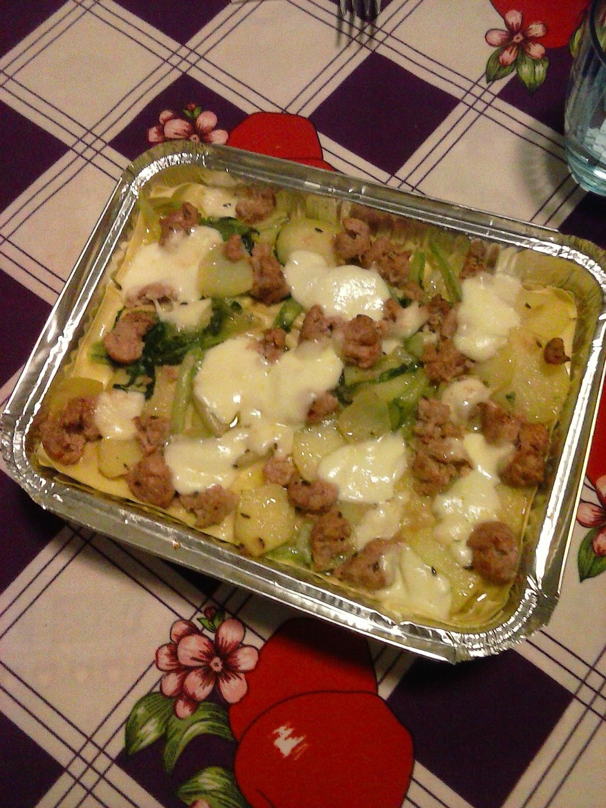 LASAGNE SCAROLA E SALSICCIA