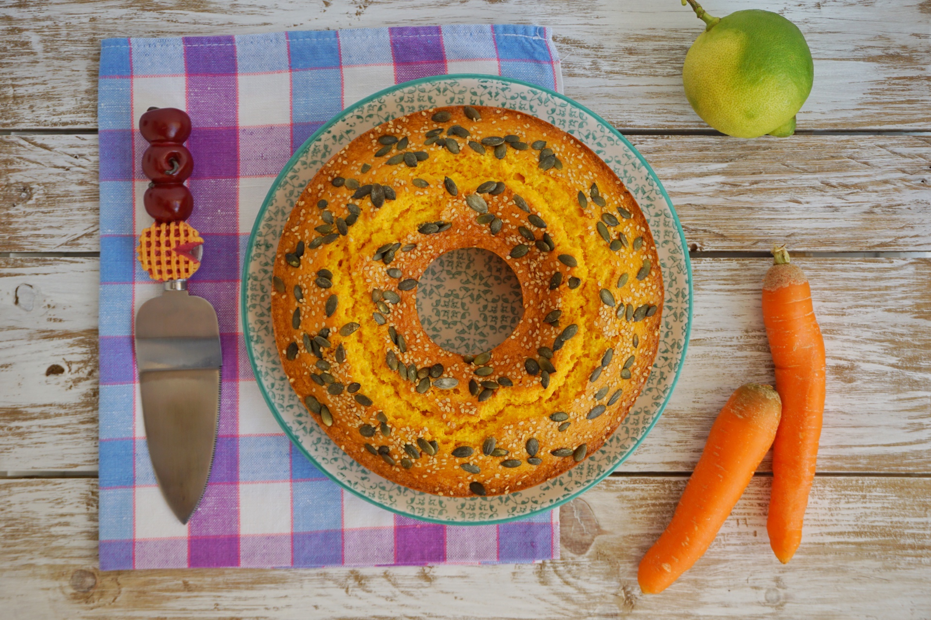 Le ricette di Chri: Ciambella di carote e mandorle